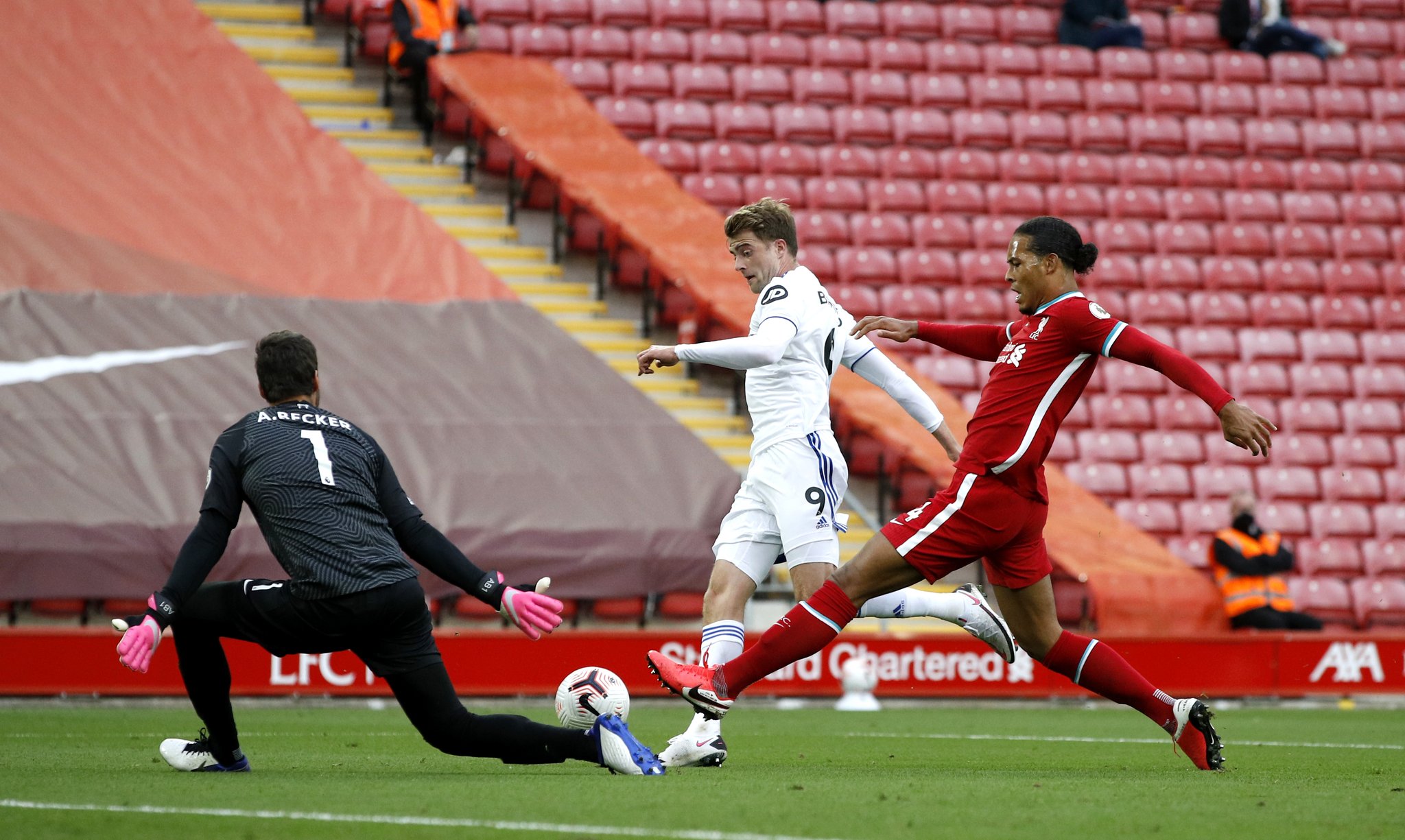 仅影响了两 仅影响了两